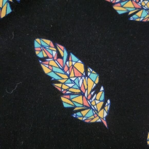 LuLaRoe Maxi Skirt Black‎ with Colorful Feather Print Size XS - Picture 2 of 8